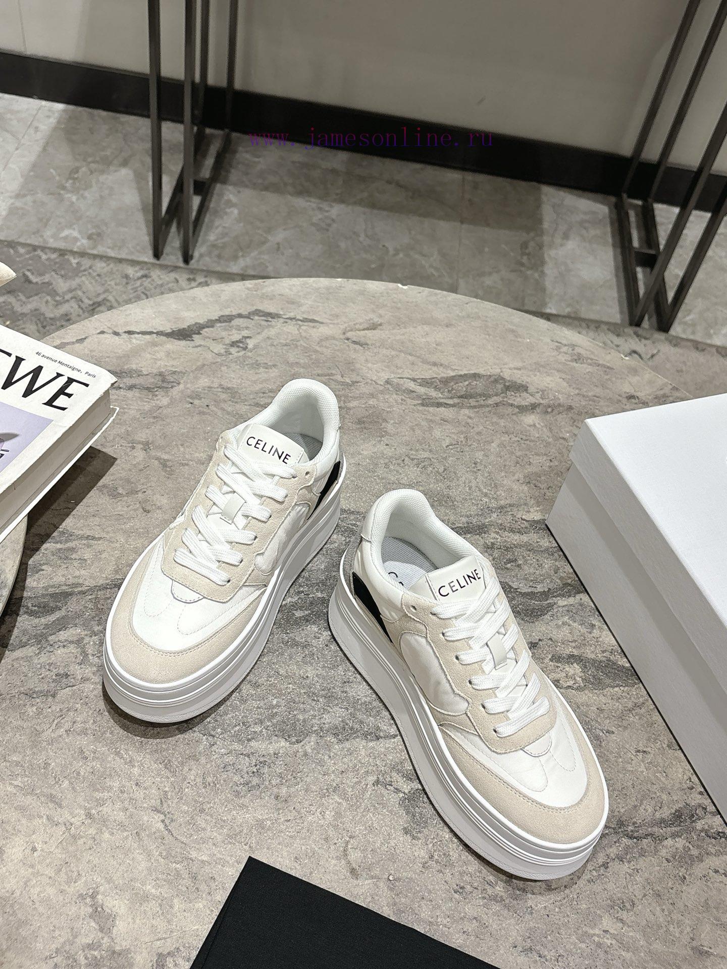 CELINE RUNNER Sneakers With CELINE Logo On Tongue And BackThe CELINE Logo Is Embossed On The Ba v93ykfjr - Image 4
