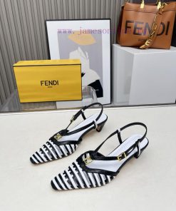 Fendi's New Model Launches Color Blocked CookingSize 35-4041.42. CustomizedpriceFollow Height 5 9lt0f4bl