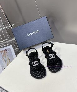 Chanel Spring/Summer New Collection With Diamond SandalsNumerous Internet Celebrities And Fashi siwxerw9