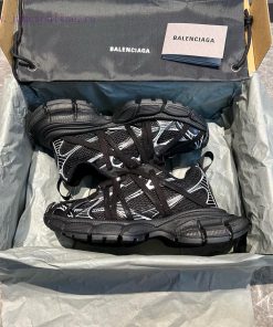 Top Balenciaga Balenciaga 3XL 2025 New Strap Black And White Spider ️️ This Model Features A Co jn7tiaej