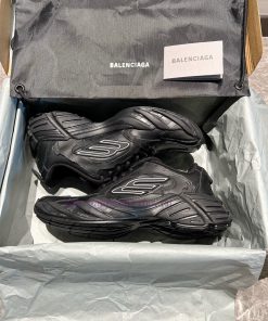 Top Balenciaga Fall25 Brand New Monday Sneaker All Black Inspired By The Flex Series Which Debu tmj2zyin