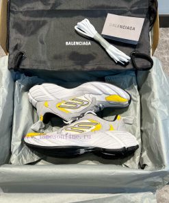 Top Balenciaga Fall25 A Brand New Monday Sneaker In Yellow Is Inspired By The Flex Series Which isvh7zpb