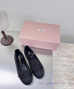 Miu'miu Hand Woven Mary Jane Flat Sole ShoesBlack Woven PatternFlat Bottomed DesignSeries Miu'm aqmjrds6