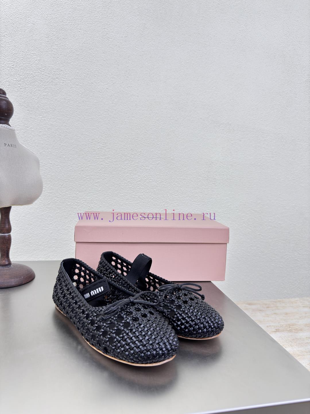 Miu'miu Hand Woven Mary Jane Flat Sole ShoesBlack Woven PatternFlat Bottomed DesignSeries Miu'm aqmjrds6 - Image 4