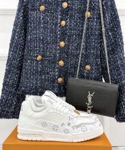 L * V Donkey Brand Classic Couple Style Business Customized Casual Sports Board ShoesThe LV Tra 1v8ug4yt