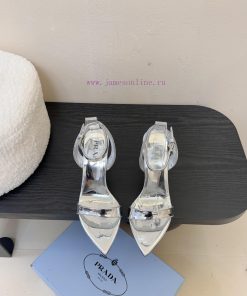 Prada/Prada 25WF Spring/Summer New ProductsTriangle Buckle Pointed High-heeled SandalsClassic T 89metfwh