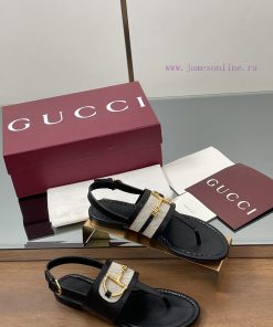 The Latest D-shaped Light Gold Buckle Herringbone Clip Toe Sandals For The Summer Of 2025 GUcc ovs9502b