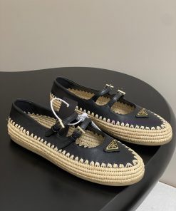 -25Fw Spring/Summer New Prada Beautiful Lafite Grass Mary Jane Shoes Triangle Logo Retro Grass 5epxltus