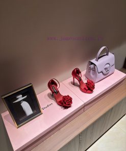 Dolce&Gabbana's Stunning High HeelsDolce&Gabbana's Design Emphasizes The Combination Of Emotion x1nfzwwj