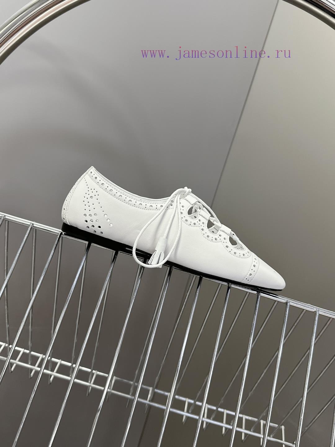 Hermes' Latest Single Shoe Cabinet For Spring And Summer Is Extremely Difficult To Match With A 8sqk6i4d - Image 6
