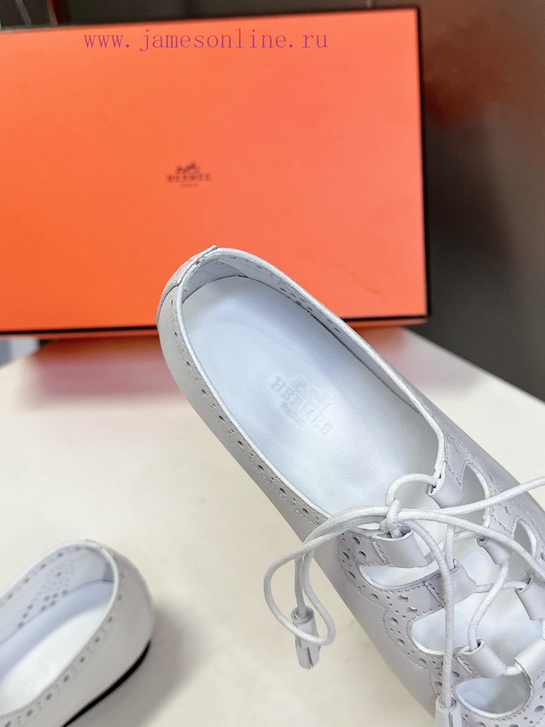 Hermes' Latest Single Shoe Cabinet For Spring And Summer Is Extremely Difficult To Match With A 8sqk6i4d - Image 9