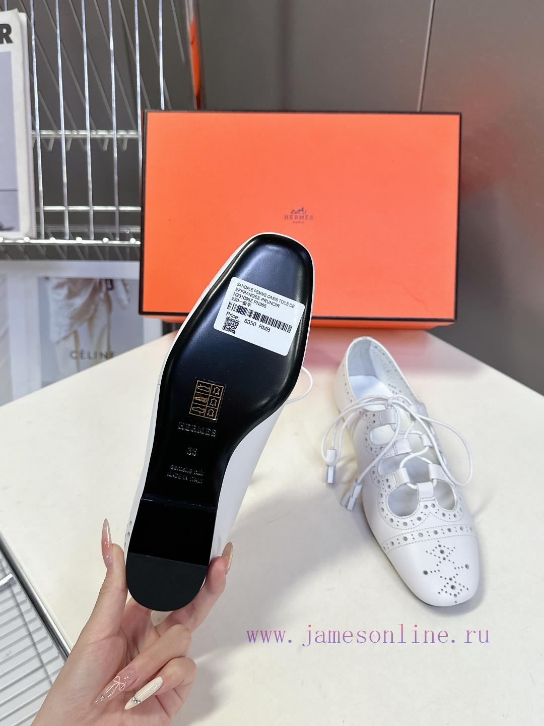 Hermes' Latest Single Shoe Cabinet For Spring And Summer Is Extremely Difficult To Match With A 8sqk6i4d - Image 10
