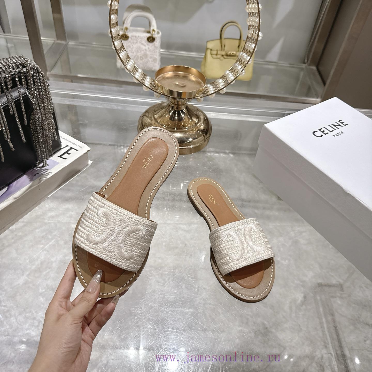 Celine 2025 Spring/Summer New Lazy SlippersThis Season's Beach Shoes Have Released A New Model z7oh0mc6 - Image 5