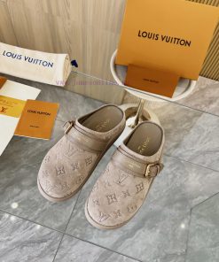 The New Louis Vuitton LV 25SS Bocken Slippers Are Cute And Have A Great Foot Feel. The Side Log assqv040