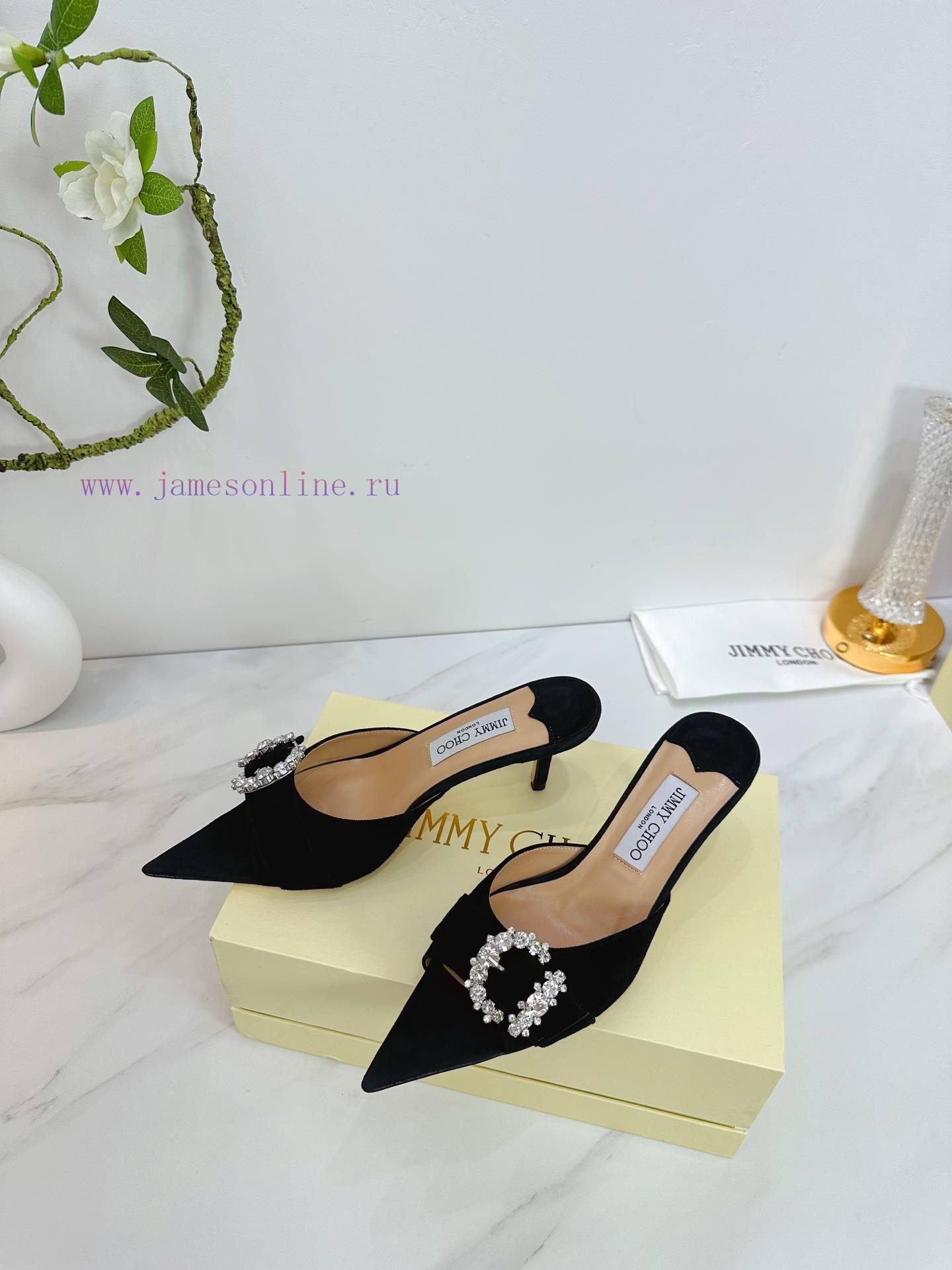Jimmy CHOO (Jimmy Zhou)It Is A Very Comprehensive And Prestigious Fashion Lifestyle Brand Featu cjyi5dy1 - Image 3