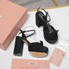 Top Level Purchasing AgentMIUMIU's New Bling Bling Swarovski Rhinestone SandalsPurchasing Quali g4qn1nl8