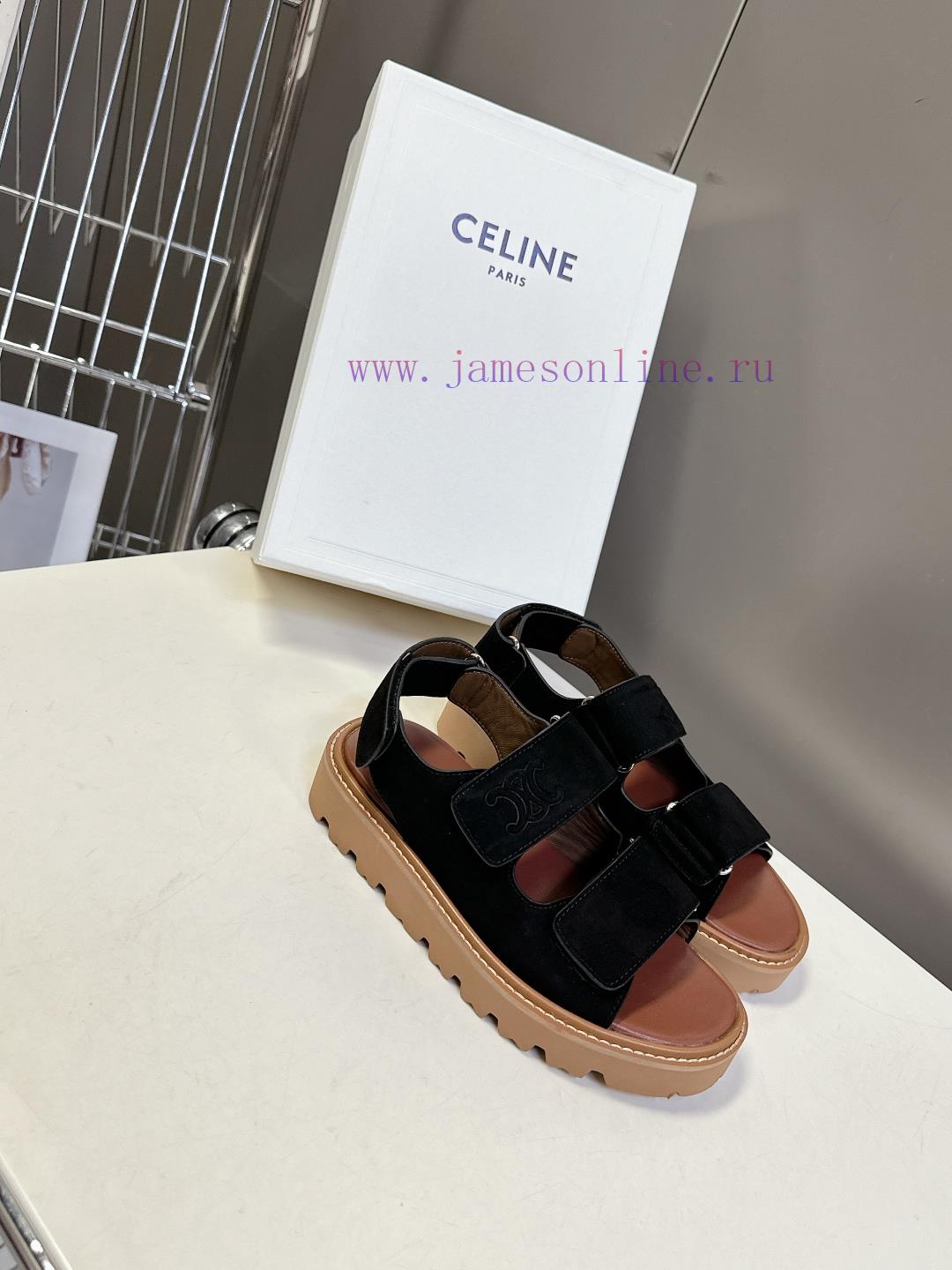 CELINE's New Spring And Summer Products Triumphal Arch Retro Roman Sandals And Slippers Come In 9jcfnieb - Image 3