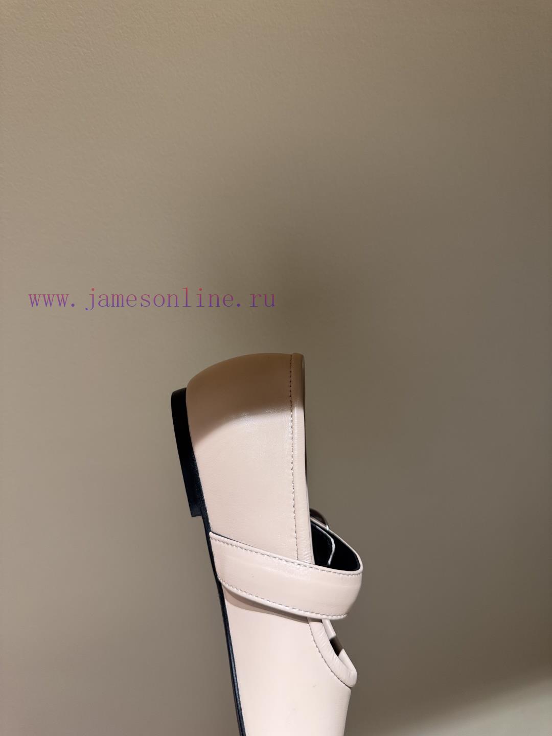 Coperni Thin Soled Five Finger Shoes With Personalized Split Toe DesignThin Soled Shoes Have Gr gsgi54gg - Image 7