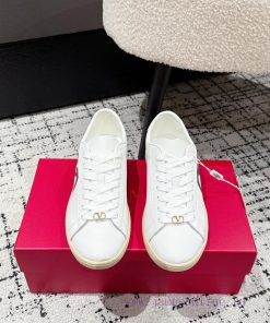 Top Tier Couple StyleValentino 25/Royco Series Couple's Casual Sports Shoes White ShoesThe Orig 48wf9k9k