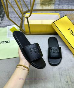 FENDI's Latest Popular Wide Lace Flat Slippers Feature A Black Grain Leather Upper And Insole W y5j7w15a