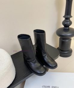 MIISTA Short Boots Are Highly Sought After By Many Internet Celebrities And Bloggers. The Shoe mw42px9u