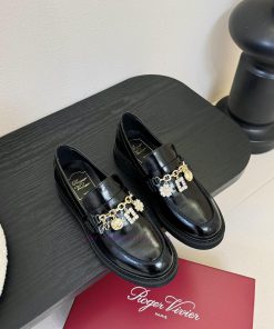 RV Loafers Look Good When Half Towed Until TakeoffThe Newly Launched Le Fu Shoes Are More Elega x1hldd7y