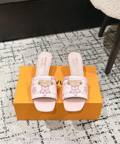 Takashi Murakami X LOUIS VUITTON Lily Series Open Toed Flip FlopsIt Is Difficult Not To Doubt W 4e3o6hzt