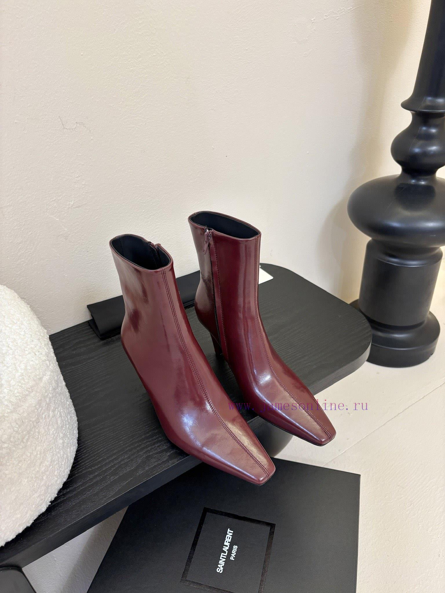 Saint Laurent BootsThe Pointed Toe And Fine Heel Of The Single Item Complement Each Other Addin ncuemm5k
