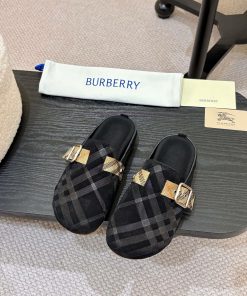 Embossed Men's 310 Women's Yuan Burberry 2025The Popular Boken Slippers Are Out Of The Oven Mad f5vd9503