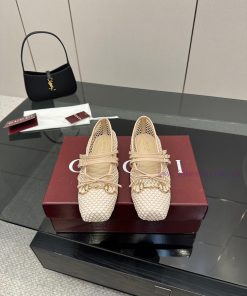 GUCCI25/Early Spring Hot Horse Buckle Ballet Shoes Fashion Show New Director's Color And Realit t5rc2cbz
