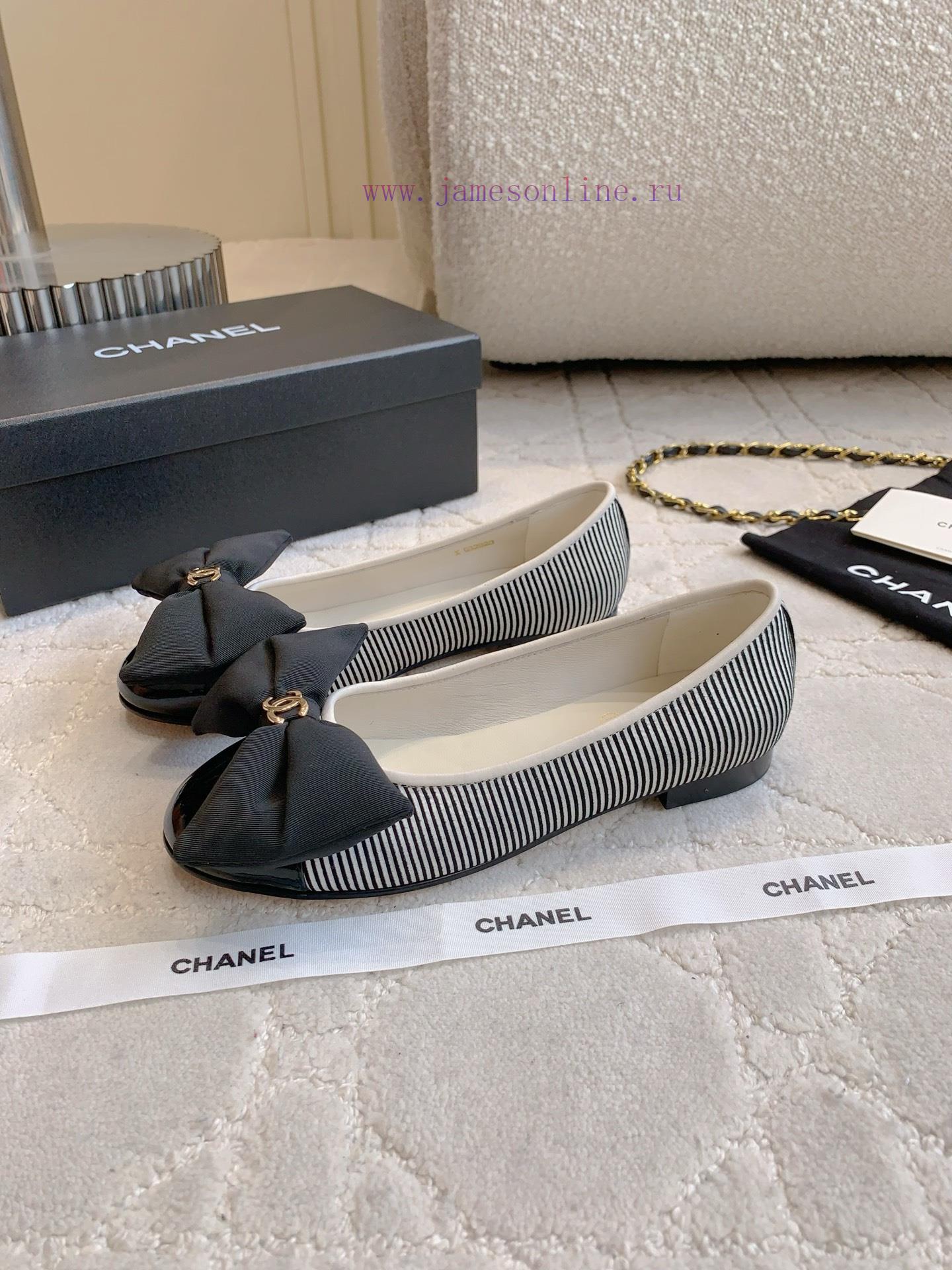 Chanel's New Butterfly Bow Flat Sole Shoes Exude A Sense Of Luxury That Always Makes People Fee omfmf7js - Image 3