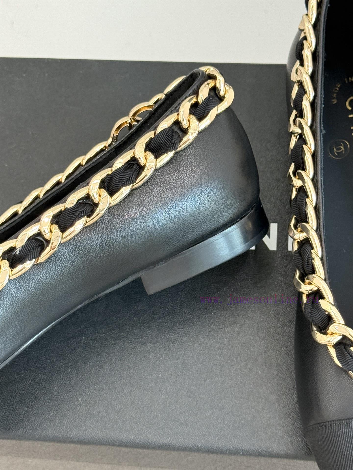 Chanel | Chanel 25A Large Chain Color BlockedThick Heeled Flat Soled Single ShoesThese Single S uiyzwhq6 - Image 7
