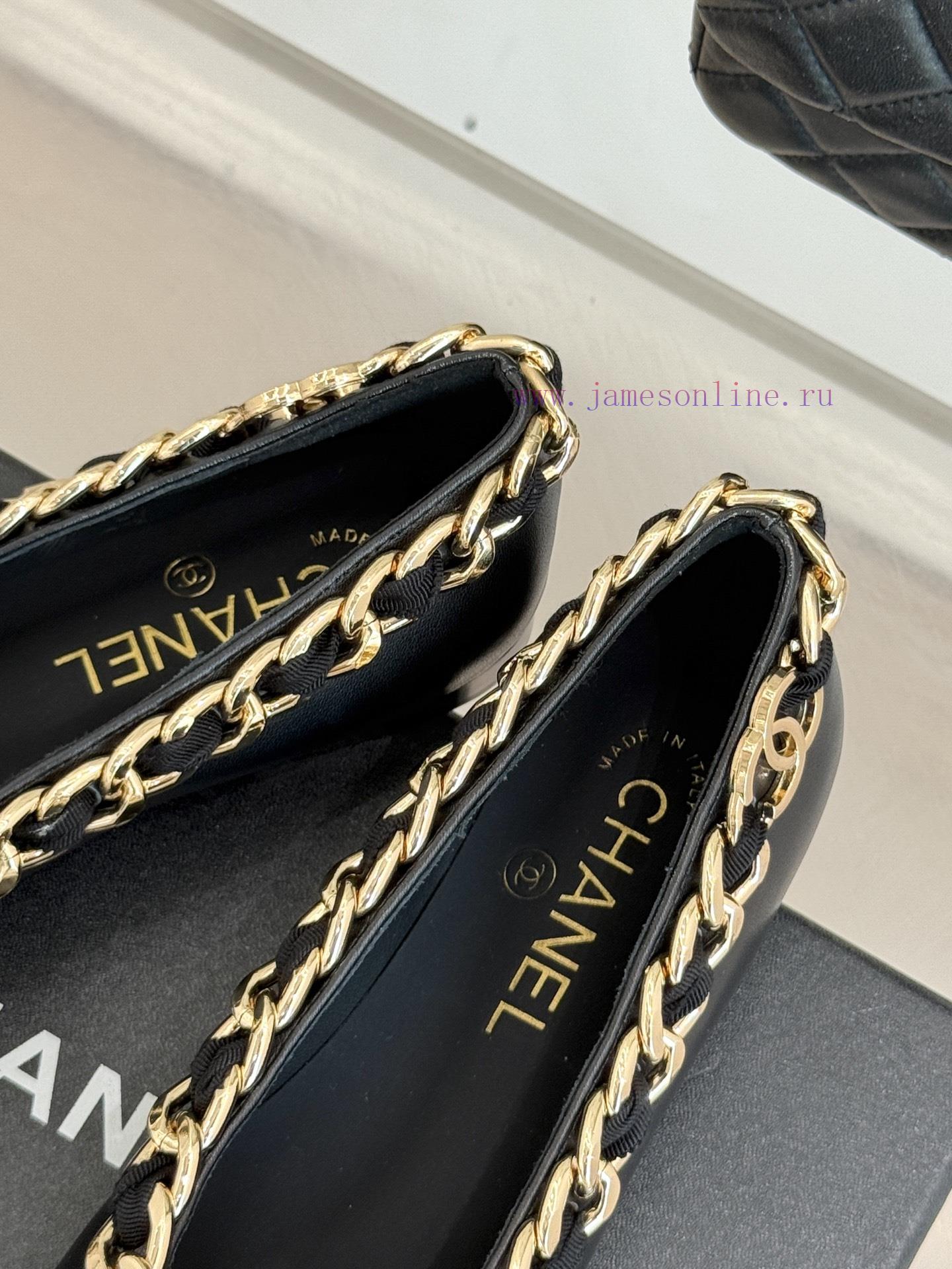 Chanel | Chanel 25A Large Chain Color BlockedThick Heeled Flat Soled Single ShoesThese Single S uiyzwhq6 - Image 9