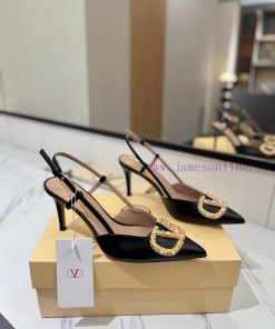Valentino Launches A New Pearl Button Sandal Series Featuring Pointed V-button SandalsThe Key P nf9zjyry