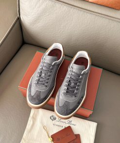 Loro Piana's Training Shoes Are Available For Both Men And Women Throughout The YearFabric Cash uv622l9t