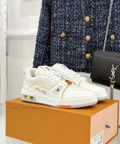 L * V Donkey Brand Classic Couple Style Business Customized Casual Sports Board ShoesThe LV Tra v0ul5voz