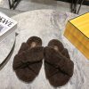 Fendi Autumn/Winter New Cross Wool SlippersFurry And Super Cute Comfortable And Fashionable On vg5gnjxk