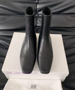 Toteme 2025 Autumn/Winter New Small Boots Toteme Has Never Lost In Creating A Sense Of Luxury 🤨 goy6jm9b
