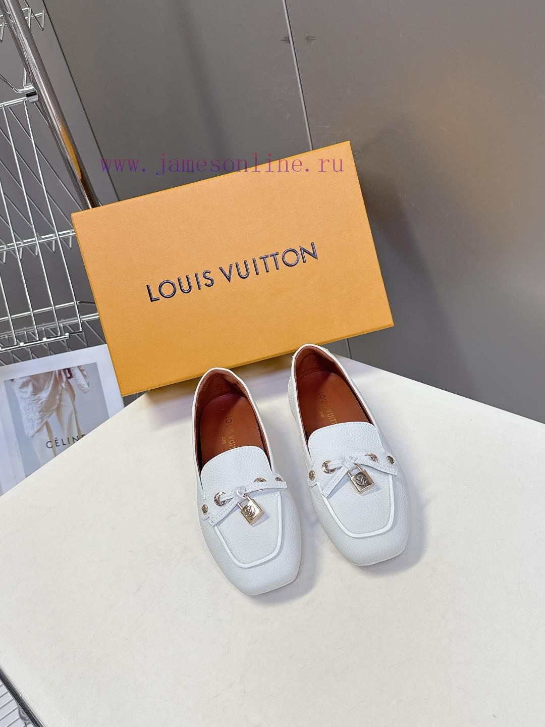 Lv Brand Louis Vuitton Autumn And Winter New Collection Of Bean Shoes Thin Soled Shoes With A L i3sl1k5q