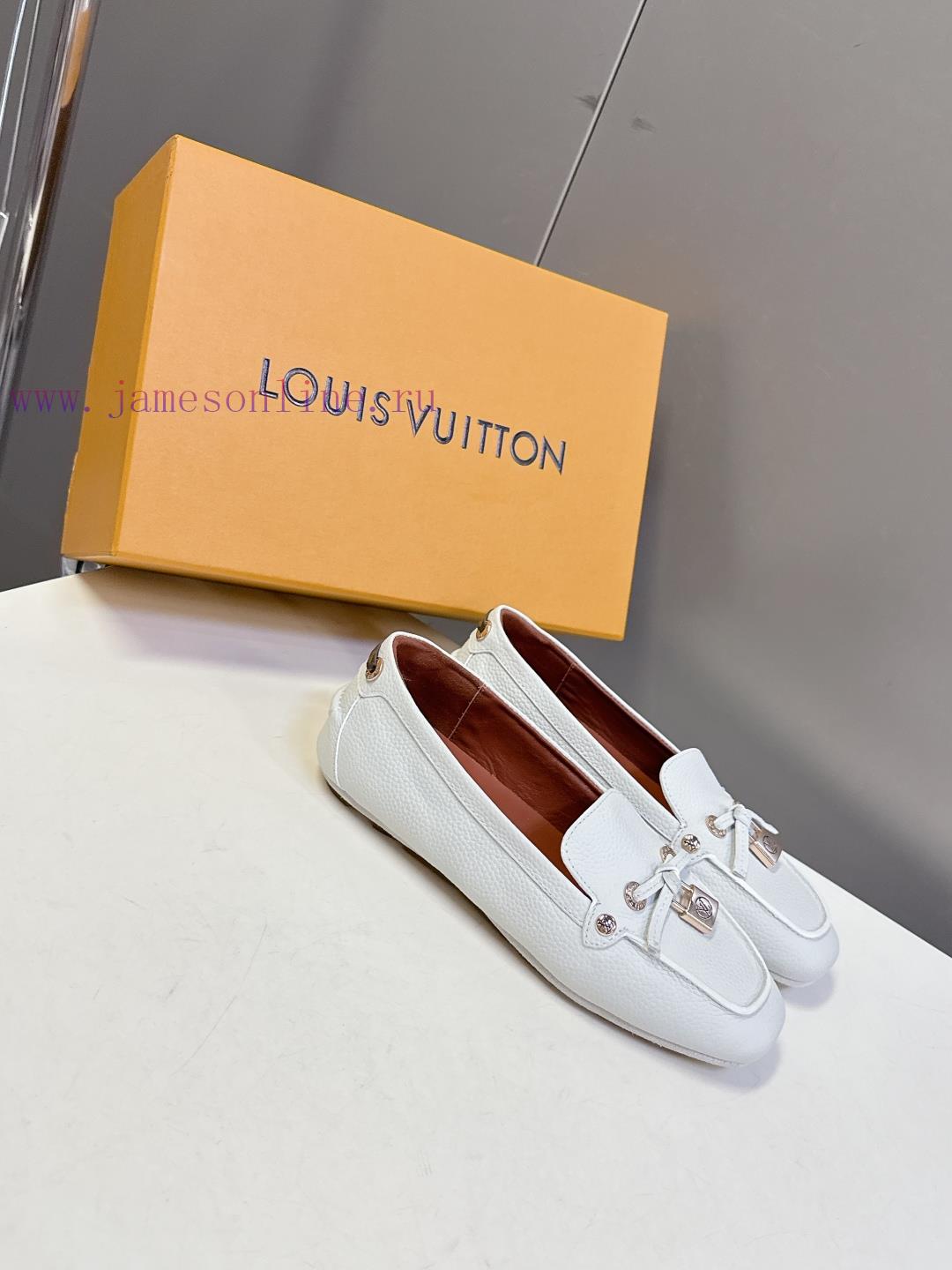 Lv Brand Louis Vuitton Autumn And Winter New Collection Of Bean Shoes Thin Soled Shoes With A L i3sl1k5q - Image 3