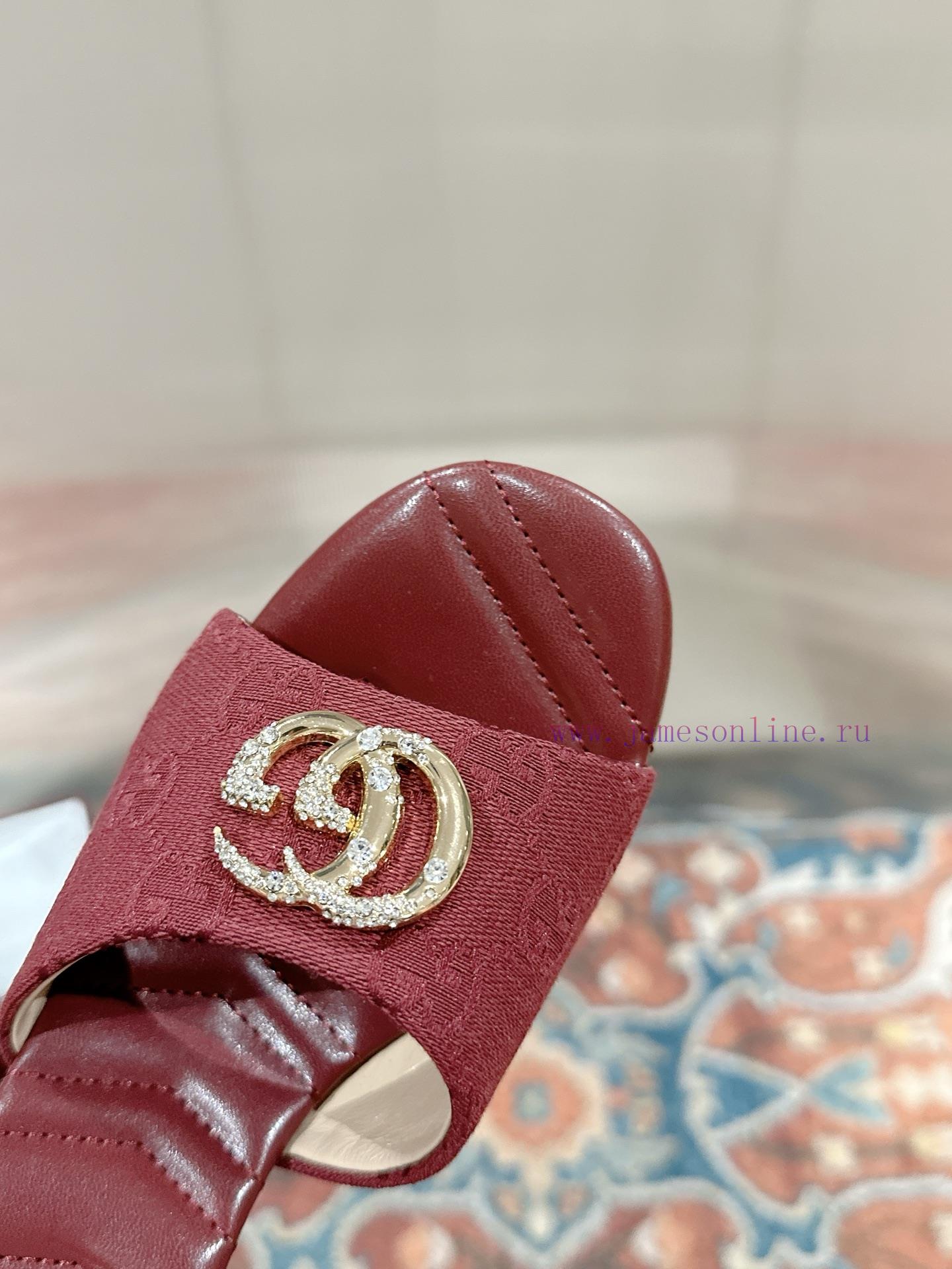Gucci * 25 New Spring And Summer Open Toed Slippers Are Made Of Leather And Cleverly Use Design rwm5hecg - Image 5