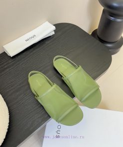 The Row 𝟐𝟓𝐀𝐖 New ProductsMinimalist Ceiling With A Clean And Relaxed Feel. Stepping On It It Co 5qd0vv38