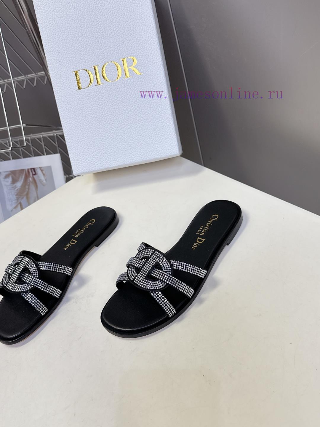 Dior 2025 Spring/Summer CD Slippers With Many Celebrities Fashion Bloggers Grass Planting Summe hb4wx960 - Image 4