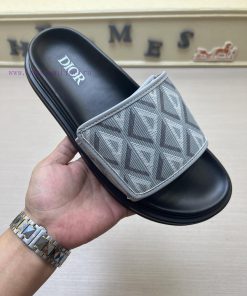 DIOR~Dior High Quality Slippers In One Row Summer Men's High Quality Classic Slippers * This Di lememie3