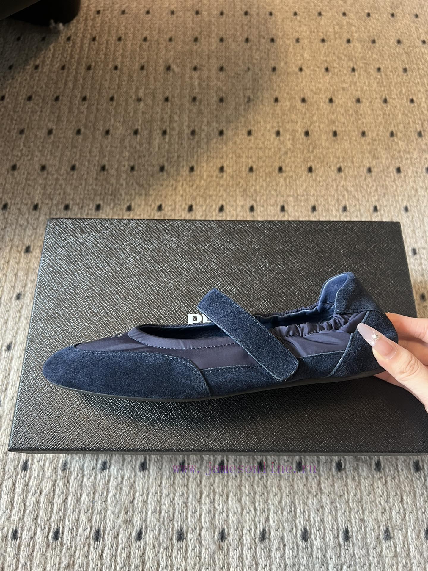 Top QualityPrada's New Women's Suede Patchwork Mary Jane ShoesPrada Adheres To The Design Philo 2nsf4mw7 - Image 9