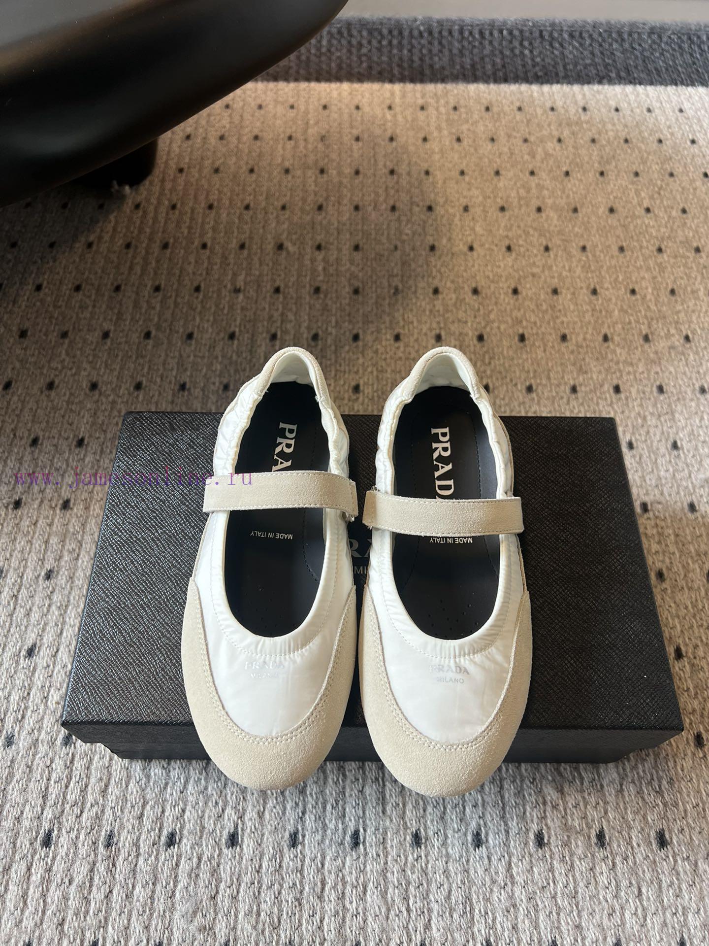 Top QualityPrada's New Women's Suede Patchwork Mary Jane ShoesPrada Adheres To The Design Philo bkjko3xk - Image 2