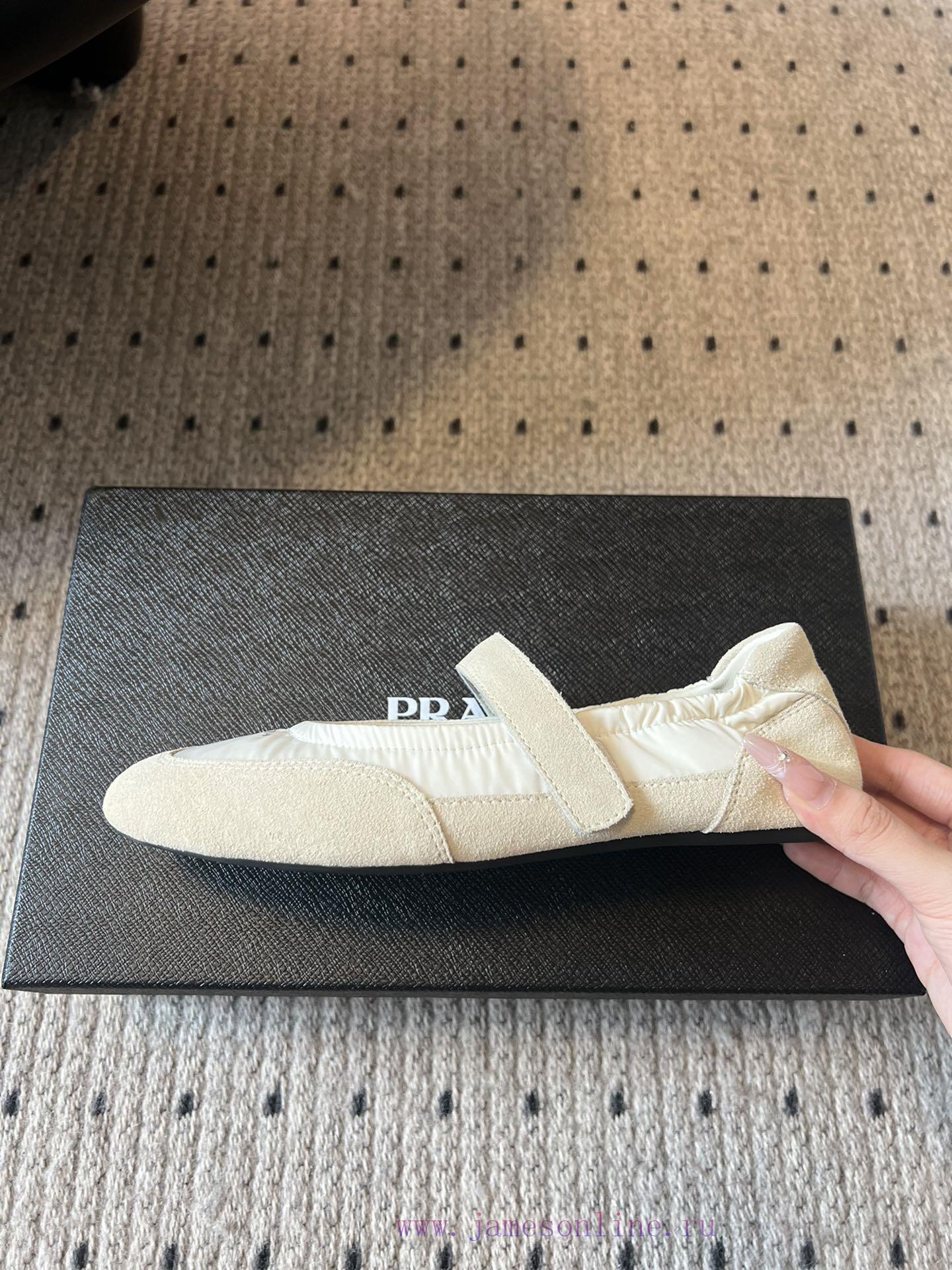 Top QualityPrada's New Women's Suede Patchwork Mary Jane ShoesPrada Adheres To The Design Philo bkjko3xk - Image 9
