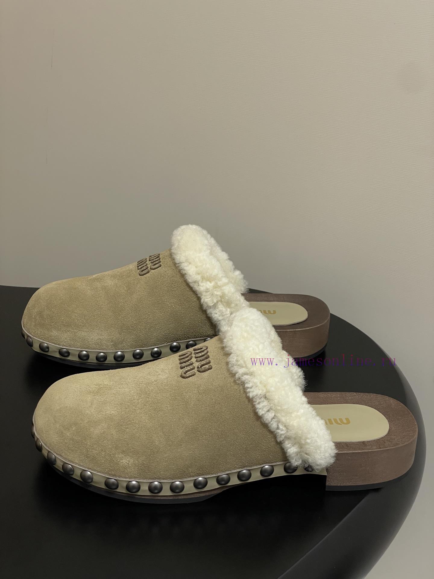 25ss Autumn/Winter Fashion MIUMIU Solid Wood Bottom Wool Half Slippers Thick Soled Mueller Shoe 3uuuawe3 - Image 4